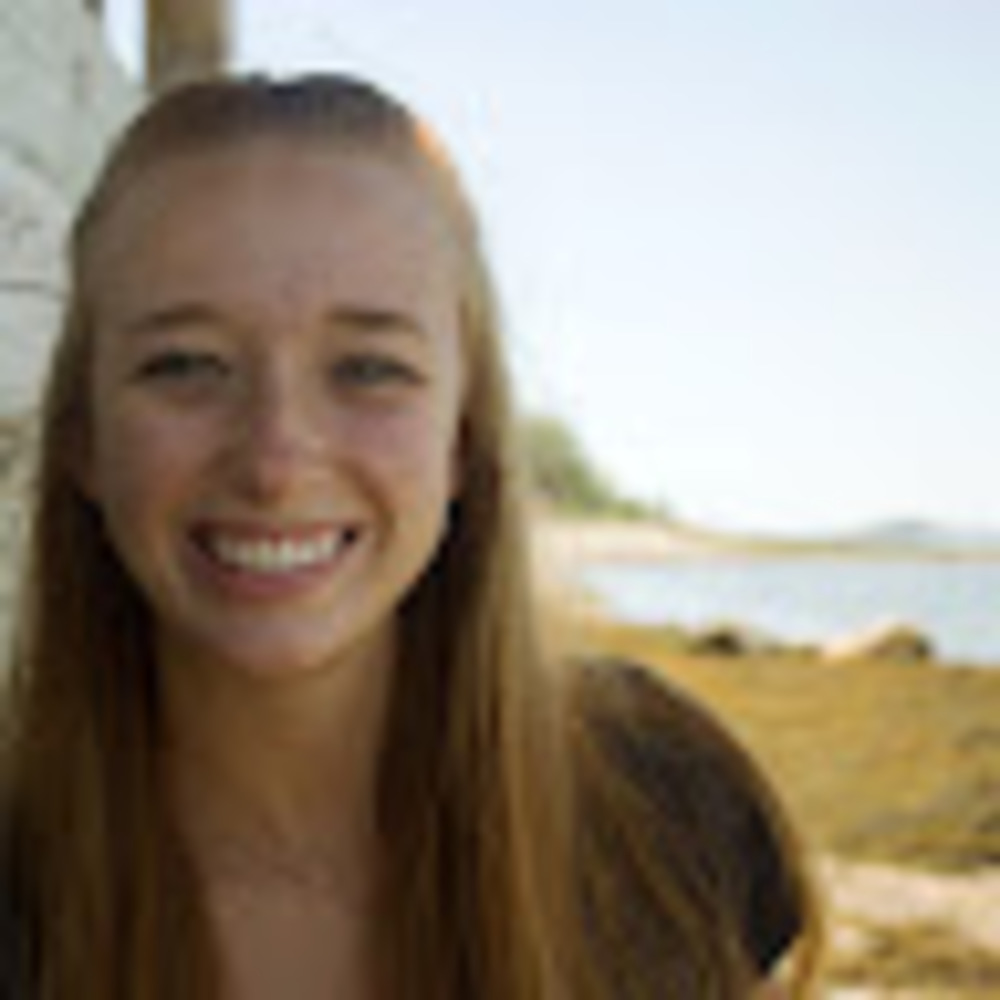 Meet your Posher, Amelia